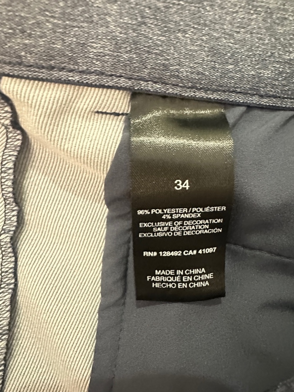 Greg Norman Navy Performance Stretch Shorts Men's Size 34 - Picture 2 of 5